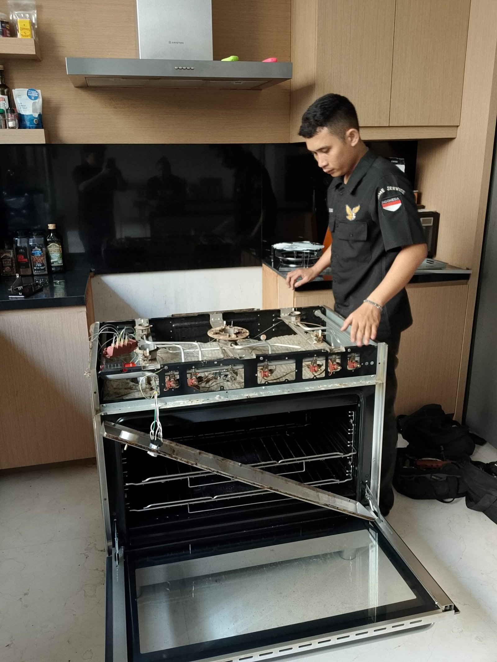 Service Kompor Modena